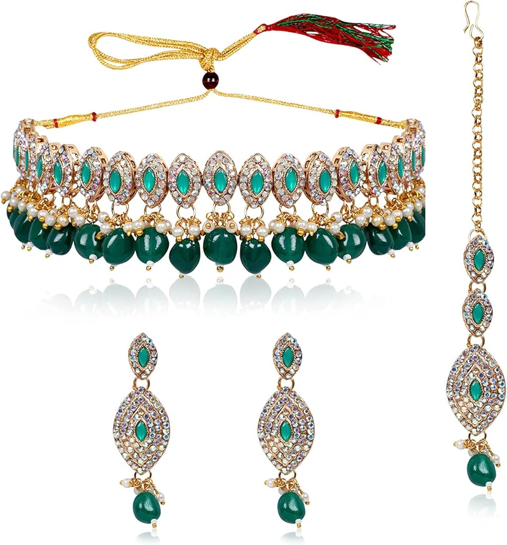 Emerald Green Kundan Choker Set with Earrings & Maang Tikka