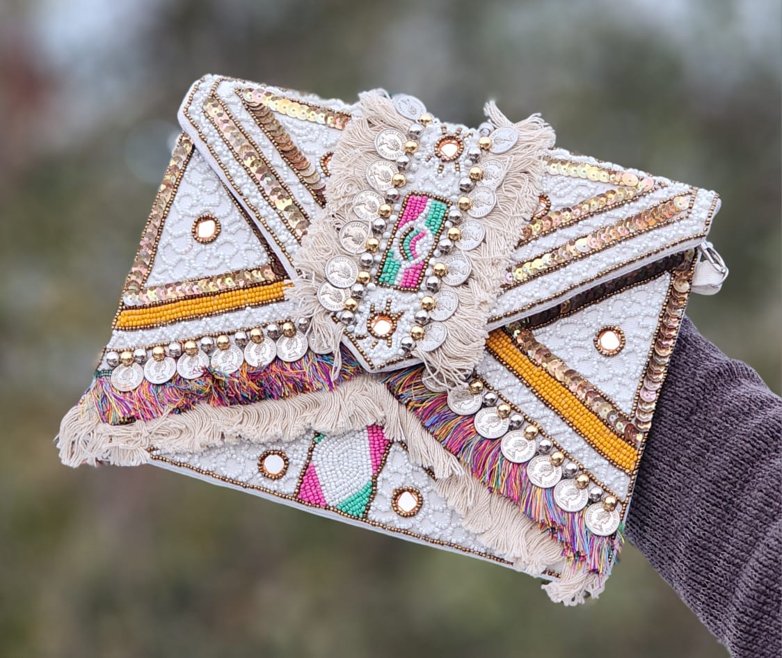 Boho Tribal Shell Embellished Clutch Bag – Navy Blue & Beige