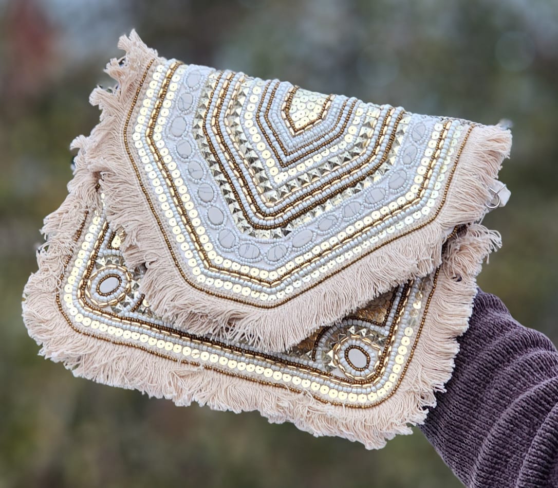 Boho Tribal Shell Embellished Clutch Bag – Navy Blue & Beige
