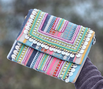 Boho Tribal Shell Embellished Clutch Bag – Navy Blue & Beige