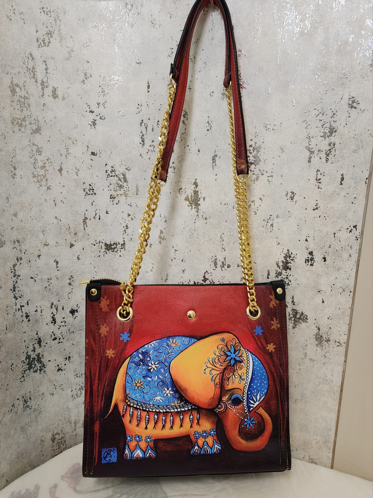 Mandala Art Tote Bag with Gold Chain Strap – Elegant & Ethnic Fusion